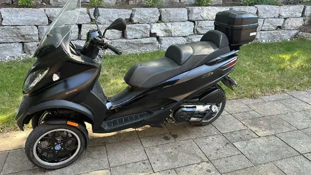 piaggio MP3 500 in Scooters & Pocket Bikes in City of Toronto - Image 3