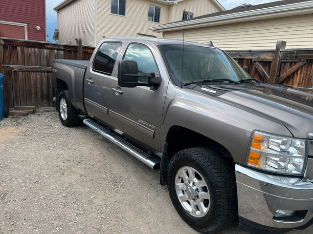 2012 Chevy Silverado 3500 in Cars & Trucks in Calgary - Image 2