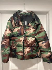 OVO DRAKE  puffer jacket Camo.  XL/M/L authentic