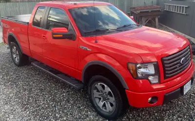 I’m selling my 2012 ford F150 FX4. It has low kms and is great shape.