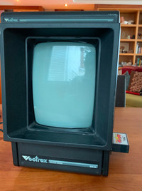 Vectrex 1983 Video Gaming System