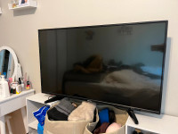 38x22 inches Smart TV 