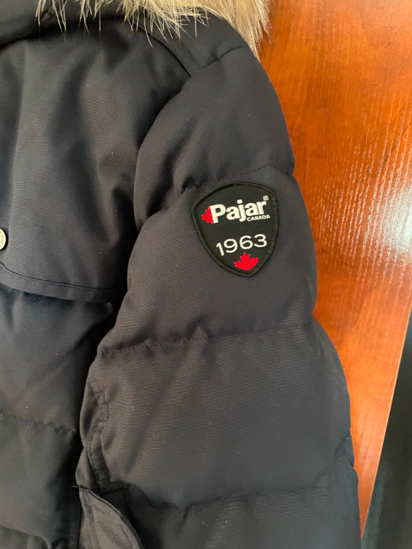 Manteau d'hiver pour femme de marque Pajar dans Femmes - Hauts et vêtements d'extérieur  à Longueuil/Rive Sud - Image 2