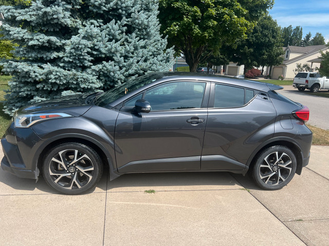 2018 Toyota CHR in Cars & Trucks in Hamilton - Image 4