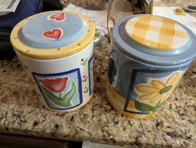 2 Vintage Cookie jars, View more