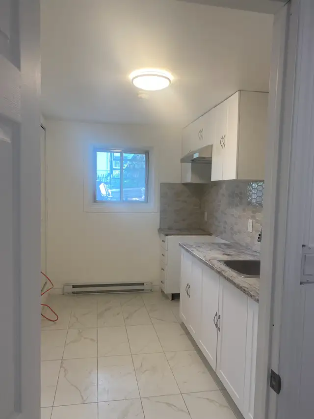 Luxueux 3 ½ Neuf à Louer – Anjou – Avec Stationnement Privé in Long Term Rentals in City of Montréal - Image 8