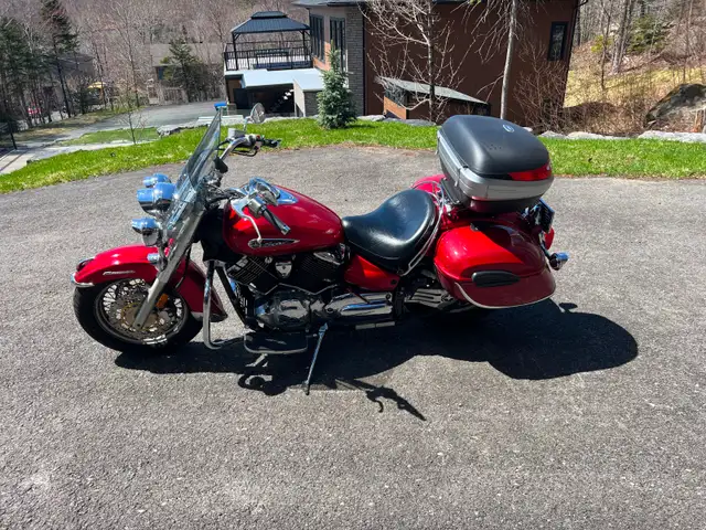 Yamaha V-Star 1100 2009 in Touring in Québec City - Image 3