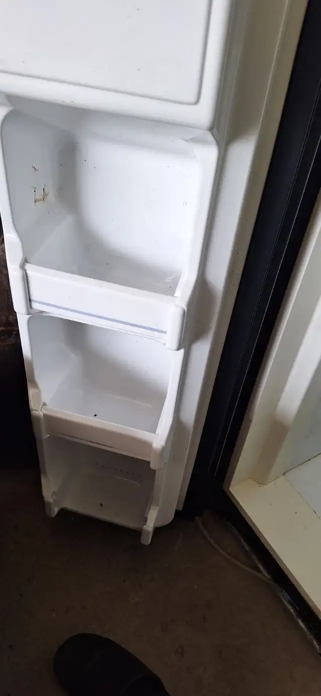 GE Side-by-Side Refrigerator561091207171952643