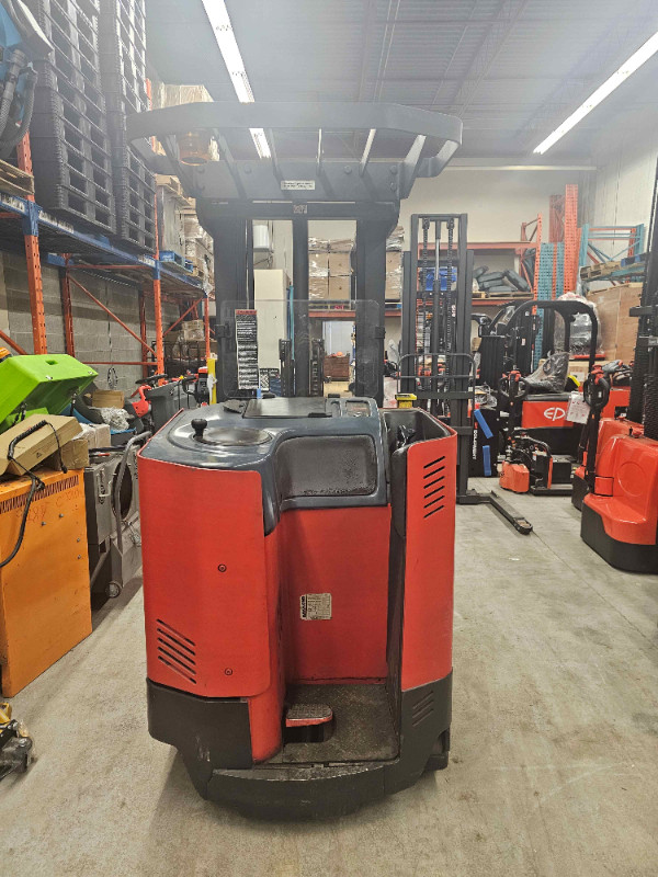 Raymond EASI Electric Forklift Reach 1500kg –Used Good Condition in Other Business & Industrial in City of Toronto - Image 4