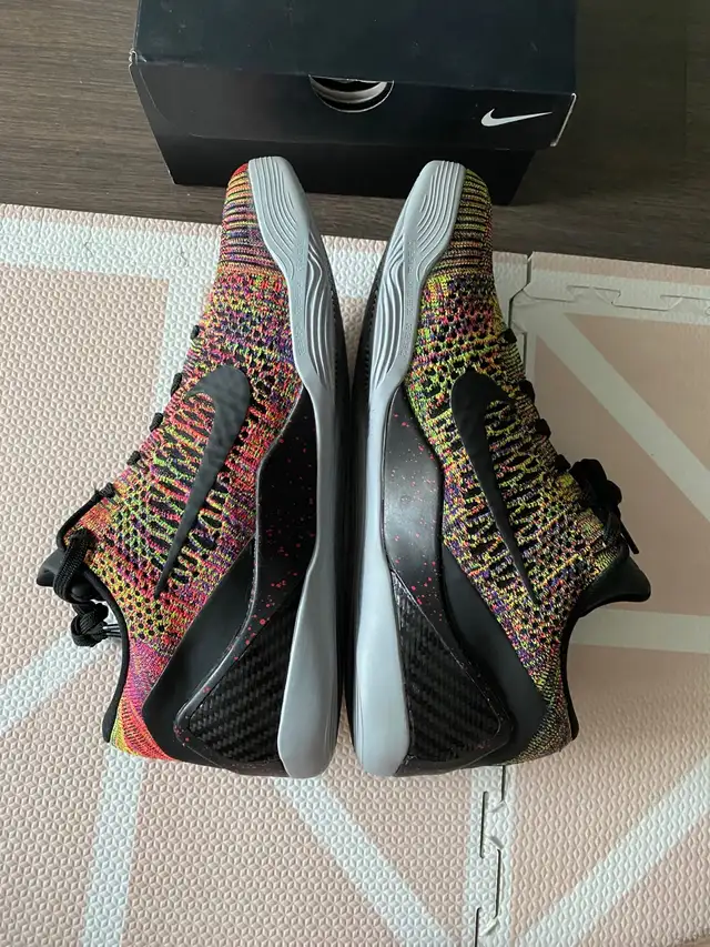 DS Brand New Nike Kobe 9 Flyknit Low Multicolour sz 11 NikeID in Men's Shoes in Markham / York Region - Image 8