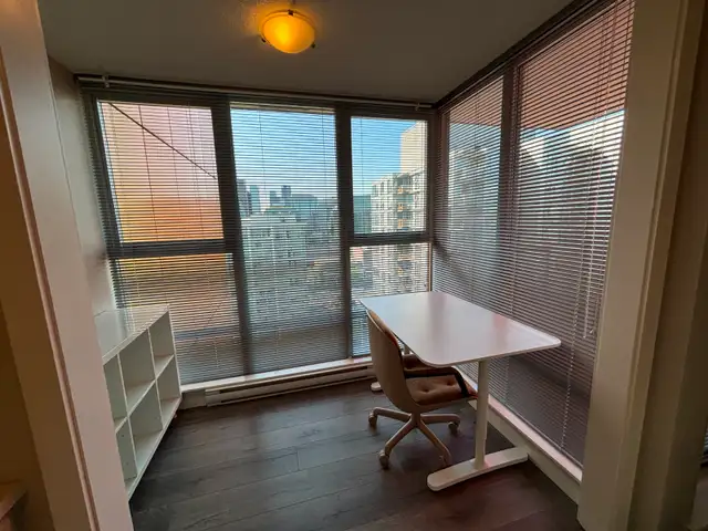 1 Bed + Den with Balcony — Downtown Vancouver in Long Term Rentals in Vancouver - Image 7