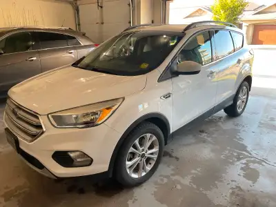 2018 Ford Escape SE. Clean Vehicle, good condition.