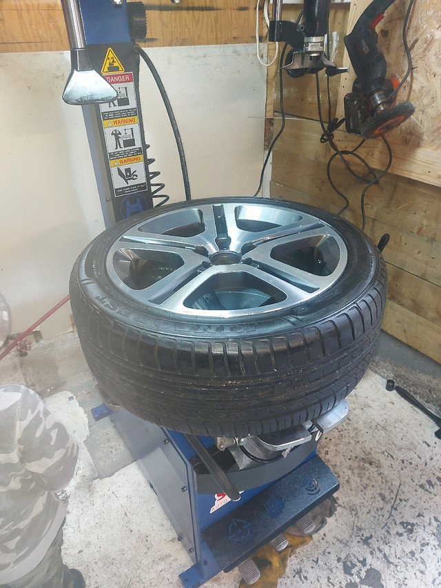 Changeover, mount and balance. Tires & Rims Oshawa / Durham Region