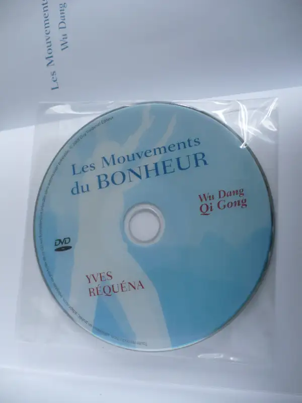 LES MOUVEMENTS DU BONHEUR + DVD ( YVES REQUENA )WU DANG QI GONG62863259273858122