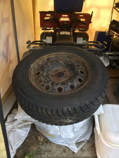 NANKANG MUD+SNOW NK SNOW SW-7 235/65R17, used tire's for one season, they have superficial rust on r...