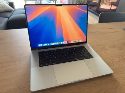 MacBook Pro 16 pouces M1 Pro , View more