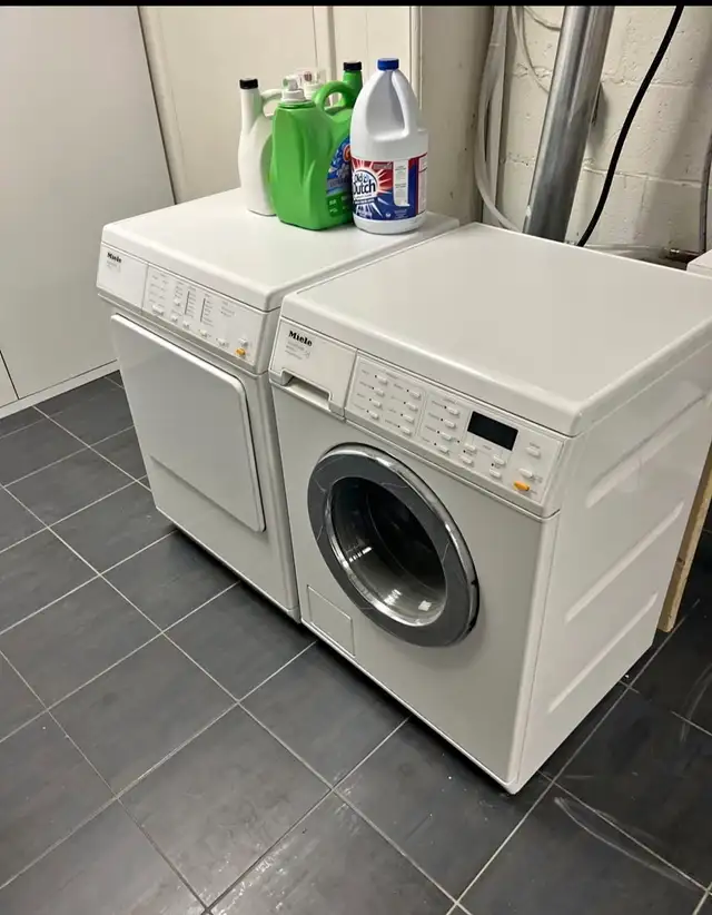 washer and dryer  in Washers & Dryers in Mississauga / Peel Region - Image 2