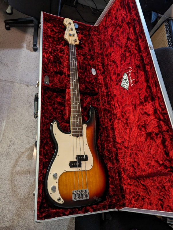 2006 Left Handed Fender Anniversary American Precision Bass . Guitars