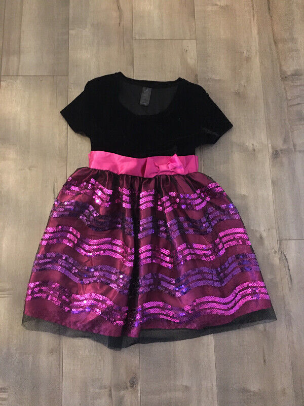 Girls Holiday Dress size 4 in Clothing - 4T in Cole Harbour