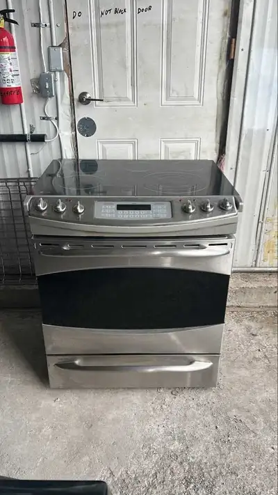 A 30-inch wide working glass oven , View more