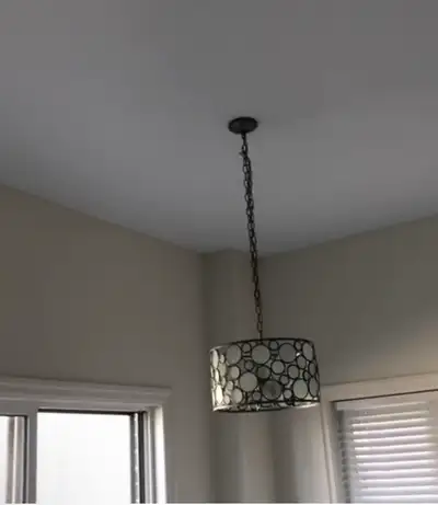 Ceiling pendant light fixture