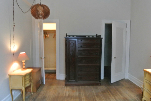Room available in large apartment. dans Chambres à louer et colocs  à Ville de Montréal