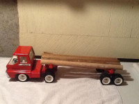 STRUCTO LOGGING TRUCK TOY. 078