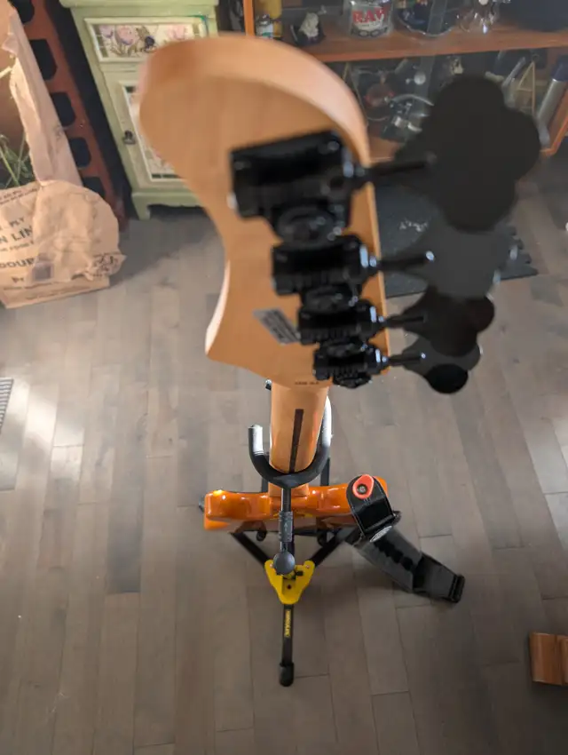 Cort Custom Bass in Guitars in Gatineau - Image 4