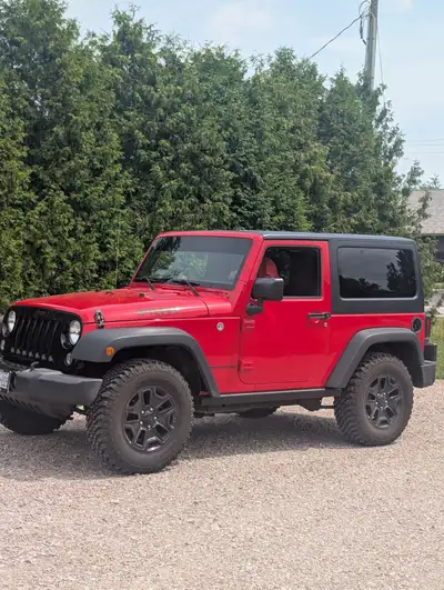 Accident free, comes with hard top and soft top. Very low kms at 67000 kms. New tires and will safet...