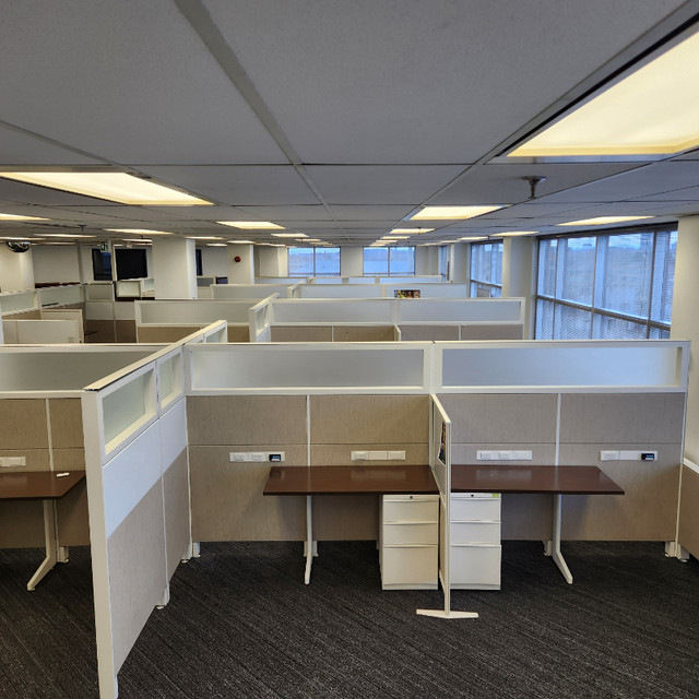 Used Office Furniture in Multi-item in Markham / York Region - Image 2