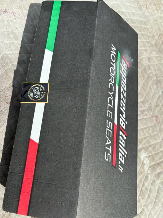 YAMAHA R6  SEAT COVER MADE IN ITALY  in Motorcycle Parts & Accessories in City of Toronto - Image 9