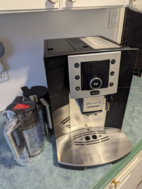 DeLonghi Perfecta automatic espresso cappuccino coffee machine