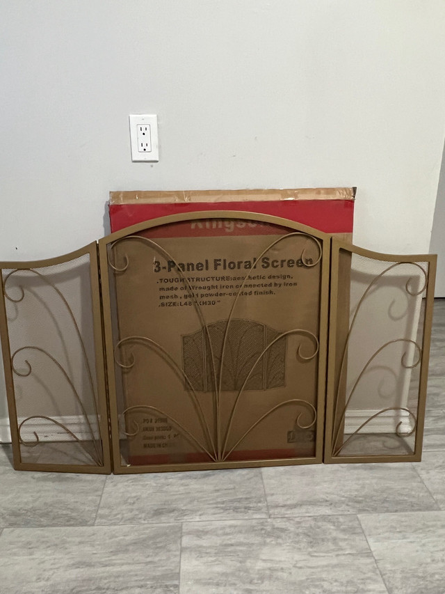 NEW 3-Panel Arched Fireplace Screen Decorative, Handcrafted Iron in Fireplace & Firewood in London - Image 4
