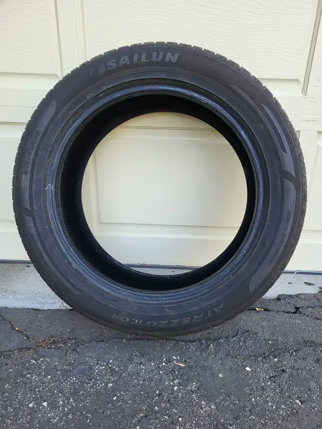 4 Barely Used Sailun 235/55R20 Tires in Tires & Rims in Regina - Image 2