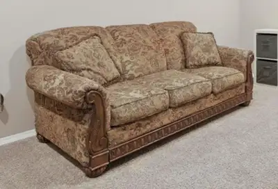 Free couch located on front porch at 719 Rutherford Lane. Pick-up only! First come first served. No...
