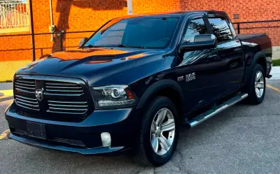 2014 Dodge Ram Sport 5.7 HEMI 4x4 CREW -Runs and drives well, no warning lights -Clean title,NO acci...