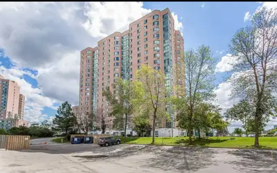 1100 sq feet - 2 bedroom+ Den - 2 washrooms
