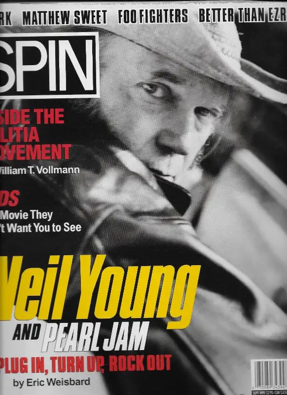 Magazines featuring Neil Young in Magazines in Hamilton - Image 5