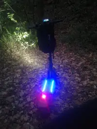 Electric scooter 11 inch less than 26kg with seat+mods (read)
