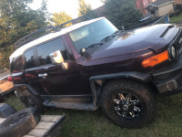 Toyota fj cruiser part out also have trail team for parts 