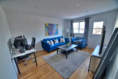 Cession de bail - 4 1/2 lumineux bien situé à Longueuil ️ Disponible à partir du 1er avril 2026. Ren...