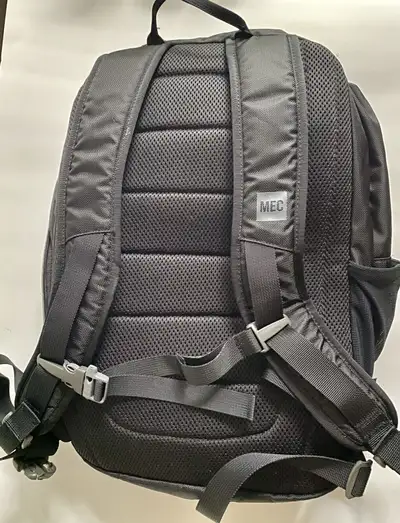 MEC day pack. In excellent condition. Colour: Black. With reflective material. Strong zippers. Many...