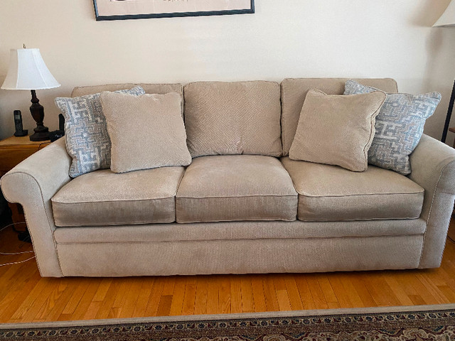 Lazy boy couch and loveseat in Couches & Futons in Strathcona County