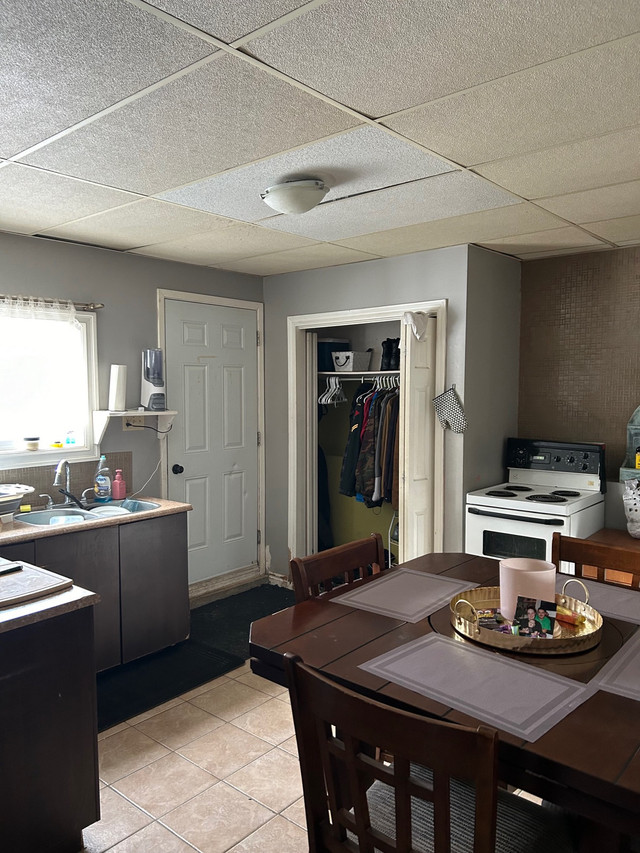 1 bedroom for rent  in Short Term Rentals in Fredericton