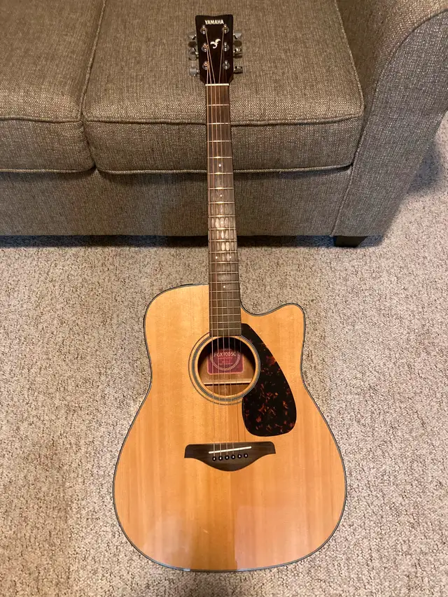 Yamaha Acoustic Electric Guitar in Guitars in Edmonton - Image 2
