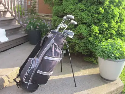 Men's Left Hand 12-pc. Golf Set (Tour Select TBX) & Stand Bag, View more