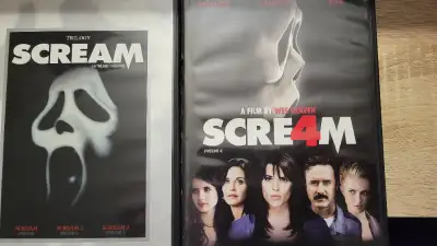 SELLING THESE 4 SCREAM MOVIES FOR $10 I DO ACCEPT ETRANSFER AND WOULD SHIP AT ADDITIONAL COST