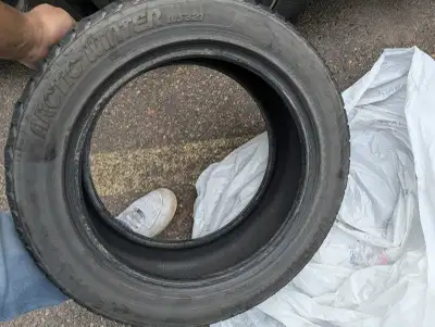 4 winter tires 205/55R16 2 Certified Winter Trek 2 Weathermaxx Arctic Winter $150 OBO