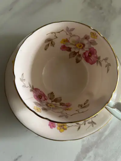 Aynsley tea cup &saucer , View more