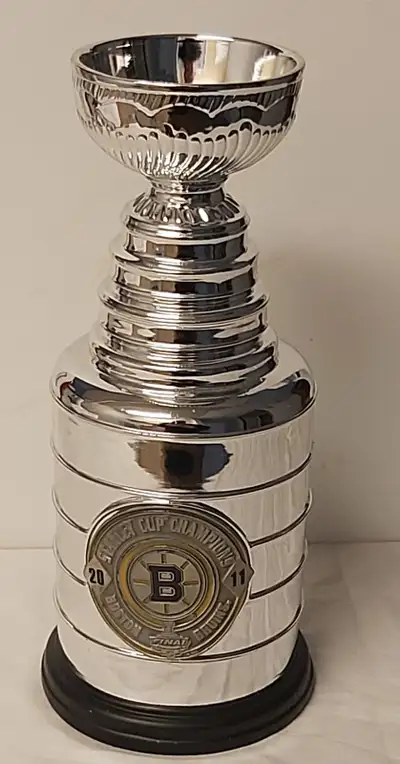 Boston Bruins Hunter 2011 Stanley Cup Champion 8 Inch Replica, View more